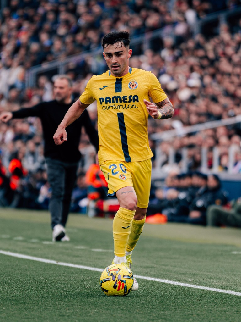 Alberto Moleiro - Jugador representado por BOIM Football Boutique en LaLiga